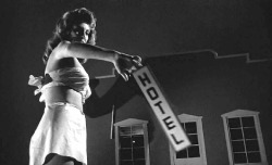 weirdlookindog:Allison Hayes in Attack of the 50 Foot Woman (1958).