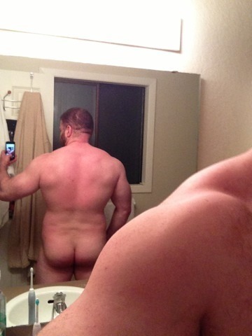 spartacubs:  stocky-men-guys:  hairyblokes:  Lots of Hairy Blokes, Bears and Daddies.(submissions