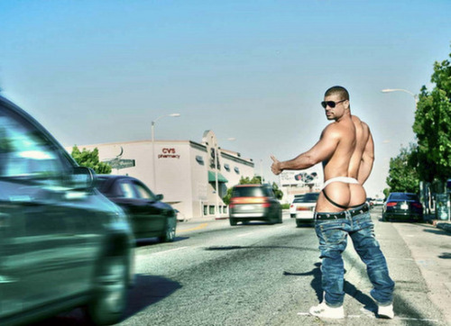 bigbroth4u:  I’d pick this man up and take him home with me. He turns me on.Think YOU can turn me on? Show me! Find @bigbroth4u on Twitter for even more sexy shenanigans. Like this blog? Please rate it at BestMaleBlogs! 