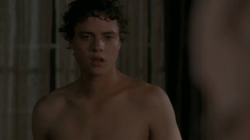 hotfamousmen:  Douglas Smith