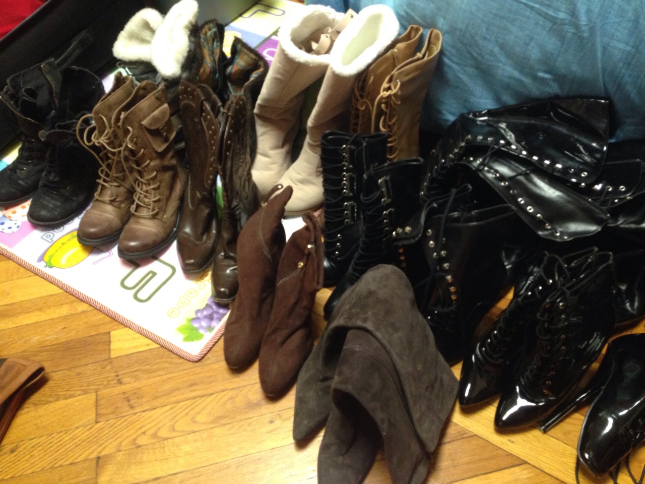 I don&rsquo;t think I have enough boots.. 😂👢👣
