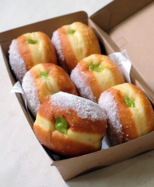 Pandan Doughnuts