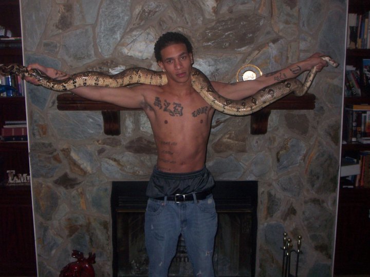 leyparis:  talldaddy:  mekastar1:  Motherfucking beautiful Lance  www.talldaddy.tumblr.com/archive
