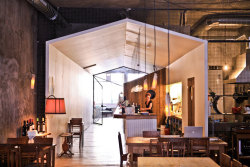 theblackworkshop:  Miss’Opo Guest House in Porto, Portugal 