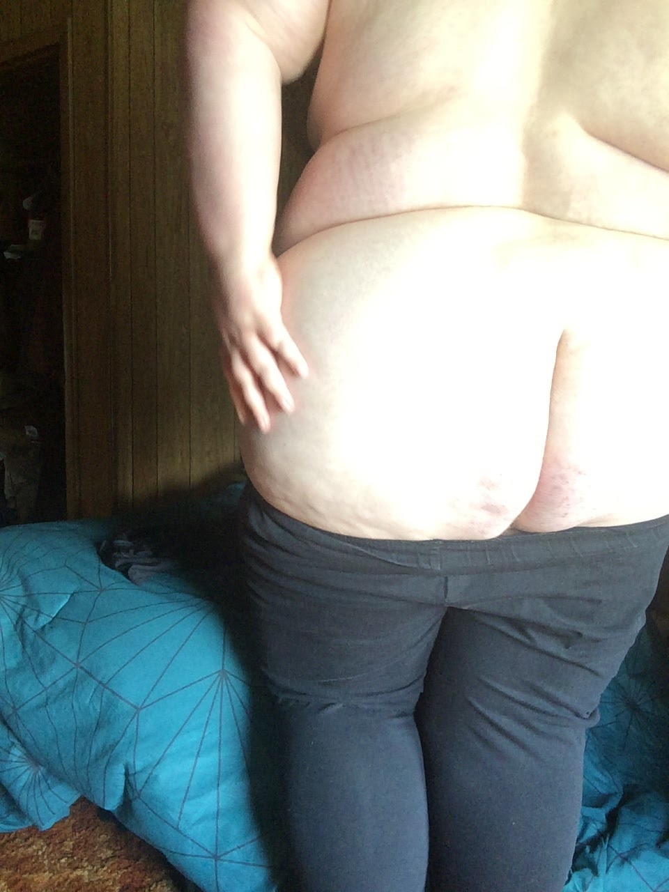 bigladays:  buddy19911017: helveticallyme:  What do you want to do to me? ;)  Mmmm