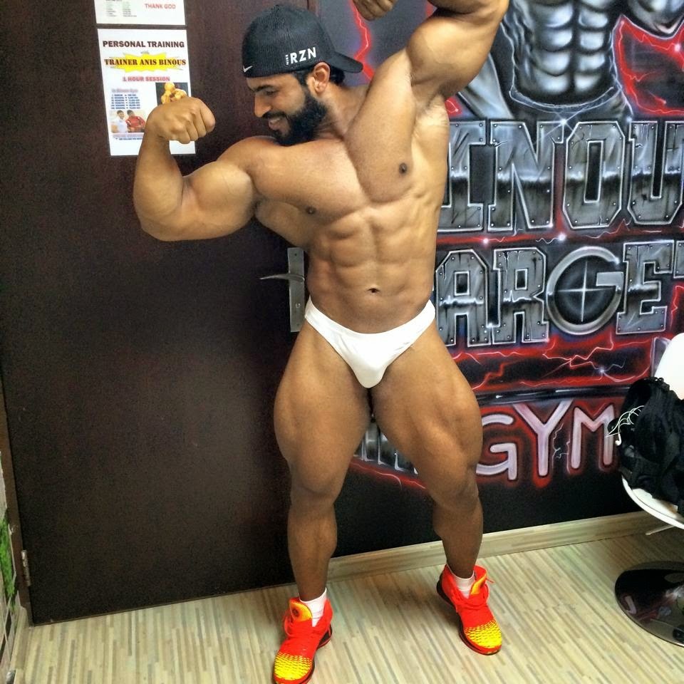 justmuscle77:  Amer Majid. Holy crap he’s gorgeous! 