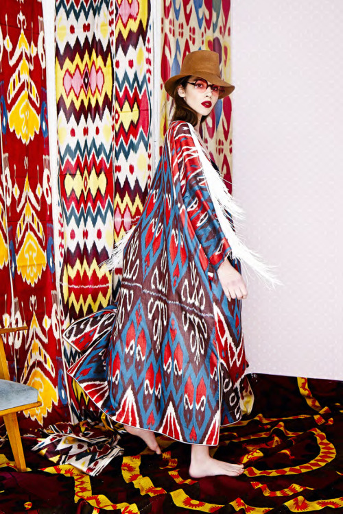 Inspired IKAT, uzbek traditional hand woven silk textiles, natural dyes. The russian brand &ldquo;Vi