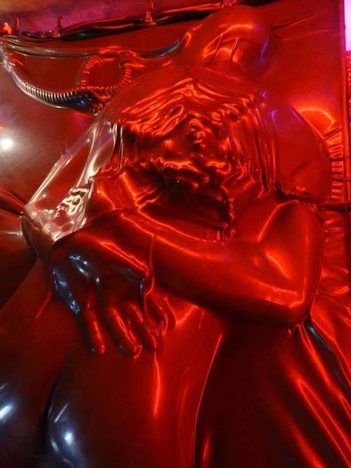 XXX Rubberizedboy OnRub photo