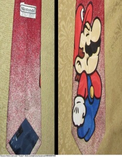 suppermariobroth: Officially licensed 1993 Mario necktie. Note Mario’s lower body.