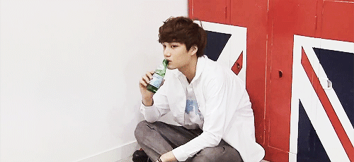 kai-laydoscope:  Kai on Photoshoot Making Film 