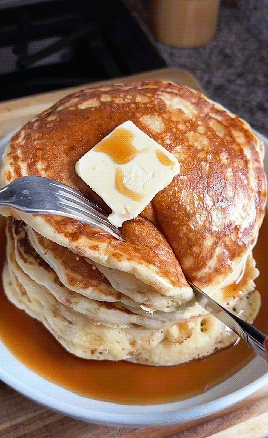 Fluffy Sourdough Discard Pancakes (x)