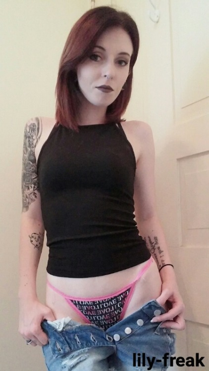 xxlittlexfreakxx:  lily-freak:  Every time I close my eyes it’s like a dark paradise. No one compares to you. I’m scared that you won’t be waiting on the other side. 🎀  (please don’t remove caption)  Please go follow my new blog @lily-freak
