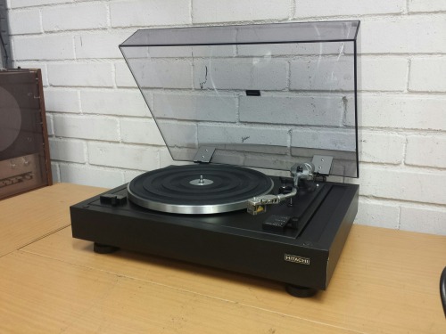 Hitachi PS-10 2-Speed Belt-Drive Stereo Turntable, 1975