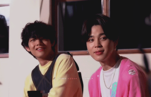 Taehyung And Jimin Playing With Jenga And Laughing Together 🥺 Cr : 用户_0529 @ Weibo