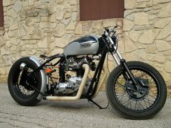 bobberinspiration:  Triumph bobber 