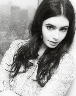 Daily Lily Collins