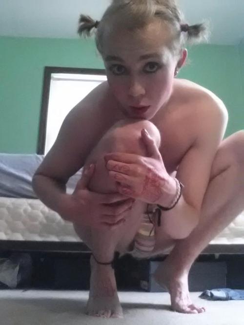 alexistranny: Im a sissy boy whore let’s get naughty