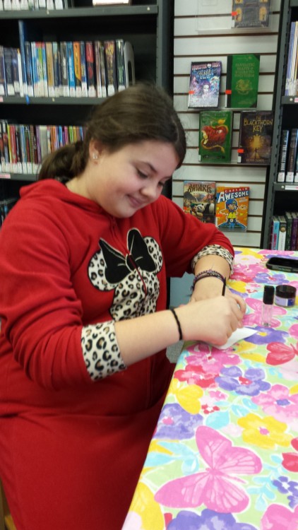 River Grove Public Library tweens and teens made their own nail polish and brown sugar body scrub du