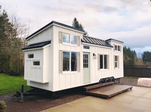 dreamhousetogo:  The Coastal Craftsman by Handcrafted Movement