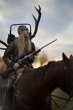 thegreenwolf:  Photo Shoot with a 15-Year-Old Elk Hunter Challenges Photographer’s Views On Hunting 
