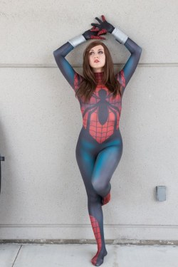 cosplayandgeekstuff:    November Cosplay (USA) as Spider-Girl. Photos by:  Mike Rollerson Photography    