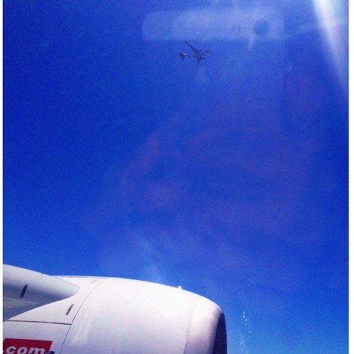 So i saw 2 flights fly by us but this one came too close for comfort.. Haha crazy! #crazy #flying #f