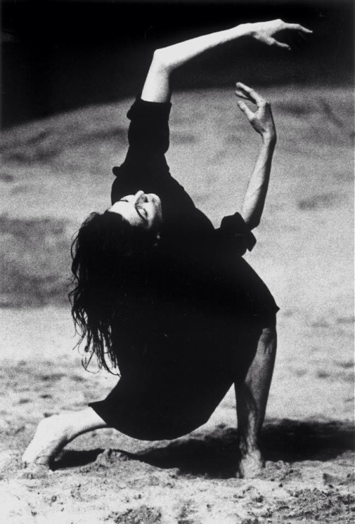 paintdeath:  Pina Bausch