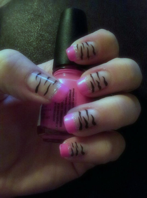 mistresstrixie69:Paint your nails like these…this screams sissy girl, slutty, easy, cock suck