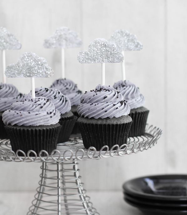 kateoplis:  The Depressed Cake Shop