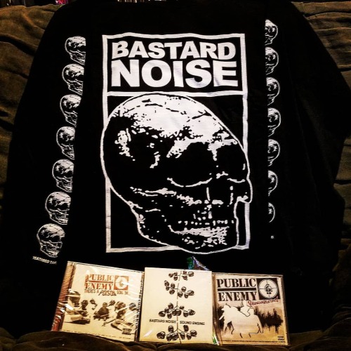 #MailDay #BastardNoise #PublicEnemy #DeathBedTapes #CD #Shirt #Noise #HipHop(at South Side of Stockt