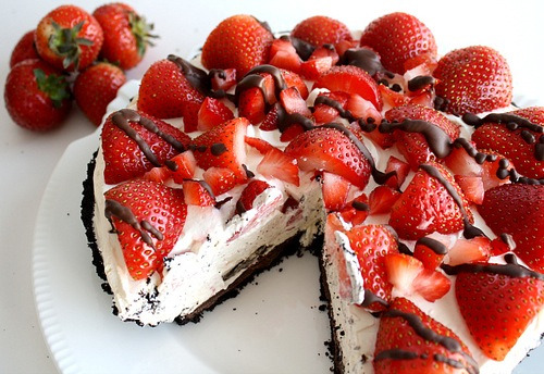 kasharicaa:  Cake on We Heart It. weheartit.com/entry/88496211
