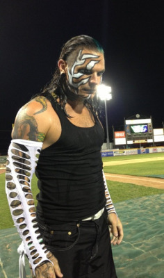 Jeff’s Face Paint Is So Badass!