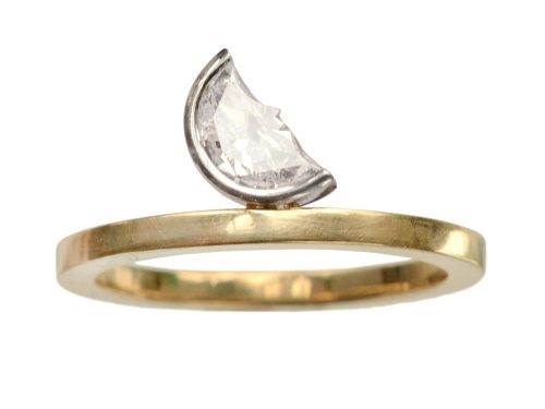 eriebasin: Never seen this before: a man in the moon diamond. Probably mid 20th century, and set int