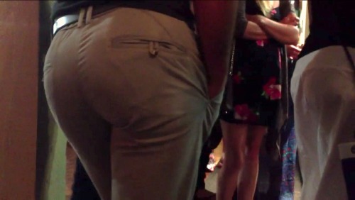 porngeekstuff:  Even more pics of The French Man 
