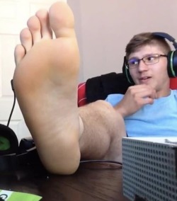 feetman80:  