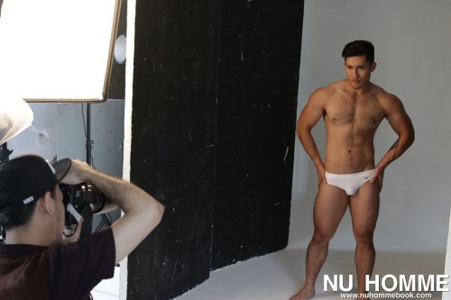 haruehun:  BENZ THANAPATH for NU HOMMEDownload full: https://goo.gl/FOa2ym
