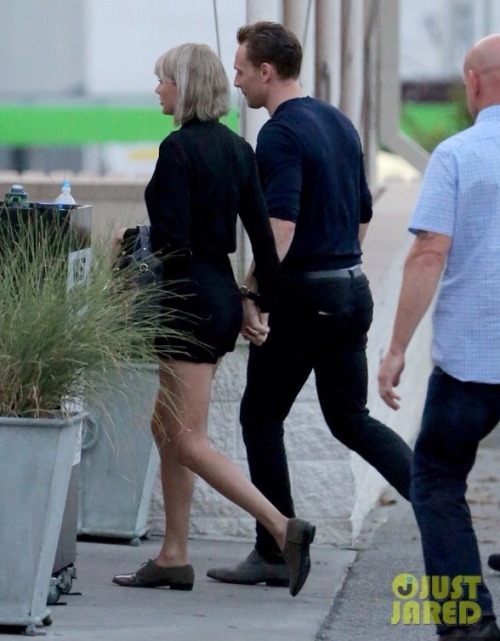 www.justjared.com/2016/06/23/taylor-swift-tom-hiddleston-go-on-lunchtime-double-date/