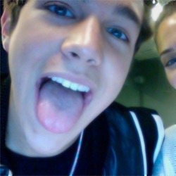 Oh god!  Austin lick me