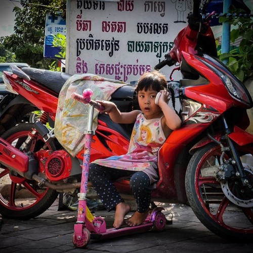wandertv: One day she’ll be the boss #cambodia