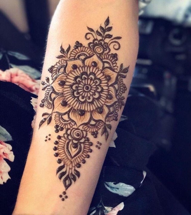 #henna design on Tumblr