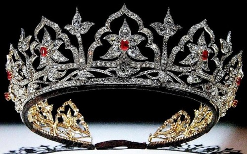 europesroyalsjewels: Oriental Ruby Tiara ♕ Queen Elizabeth II