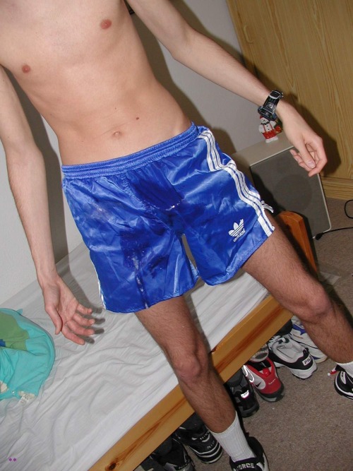 adidaswanker:Soooo hot!!!