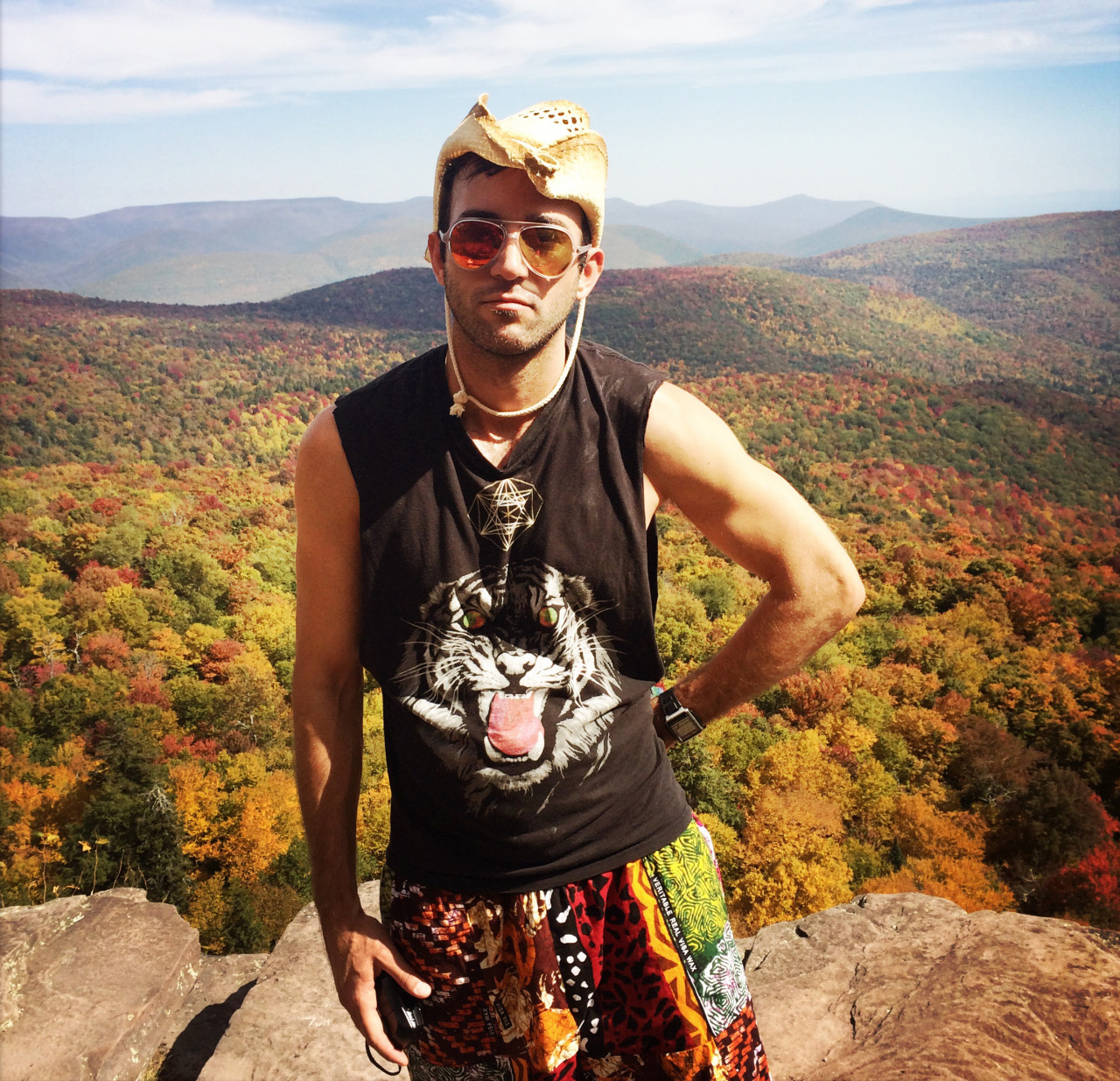 mynewplaidpants:  Hot ‘fit, Suf.