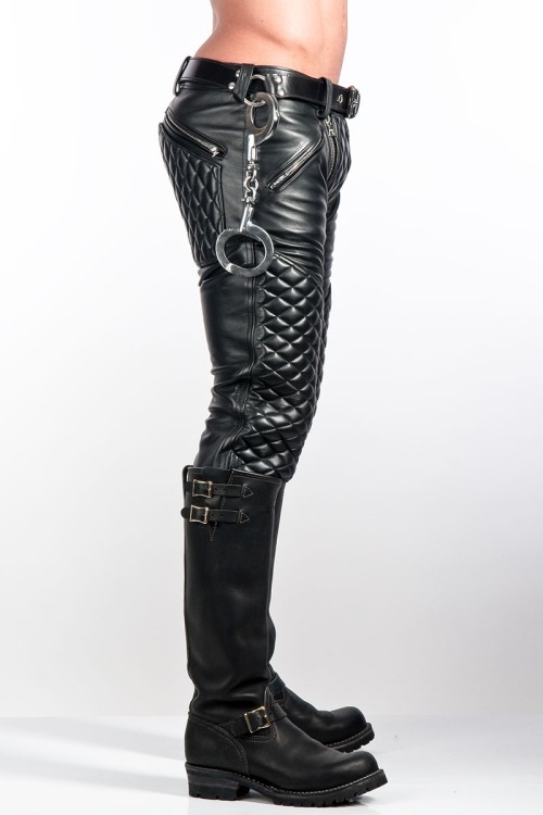 leathergearguy:GREAT !!!