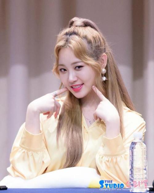 Yura (Girls Day) - Fansign Event Pics