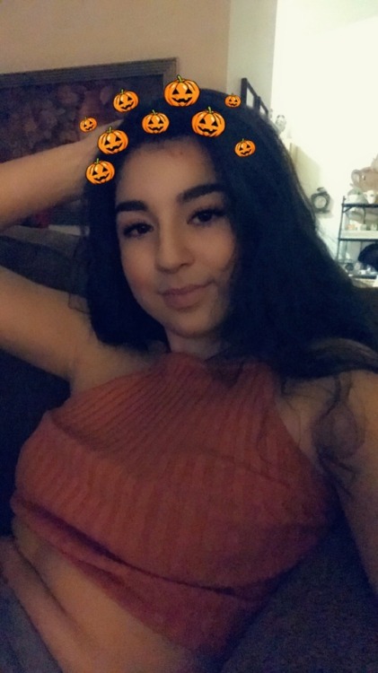 poatakym: hey! ill be moving my content to onlyfans. idk if you ever heard of it but if u wanna keep