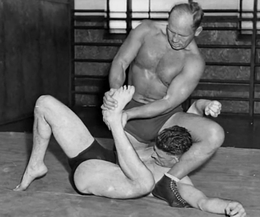 talldomheel-deactivated20220411:Damn, you are a great bendy wrestling toy, now let’s