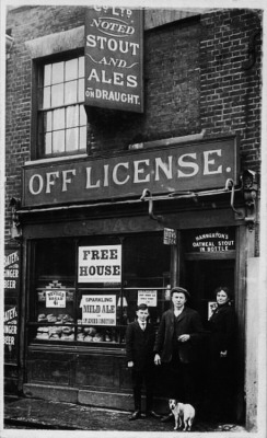 peerintothepast:  ‘Off License’,