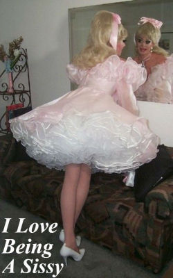 sissynix:  I love being a ickle sissybaby