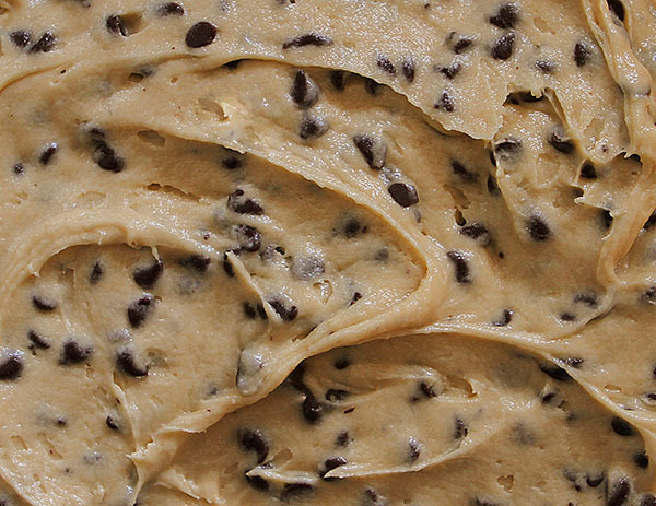 ako-inchaarg:  foodffs:  creamy cookie dough frosting Really nice recipes. Every
